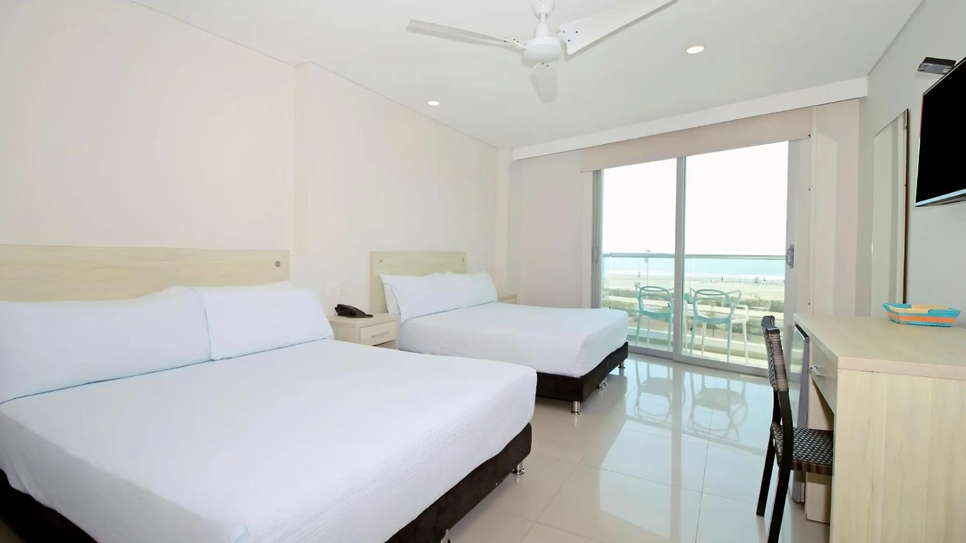 Hotel Summer Frente Al Mar Cartagena