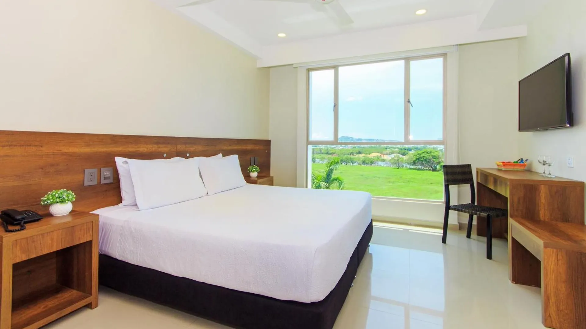 ***  Hotel Summer Frente Al Mar Cartagena コロンビア