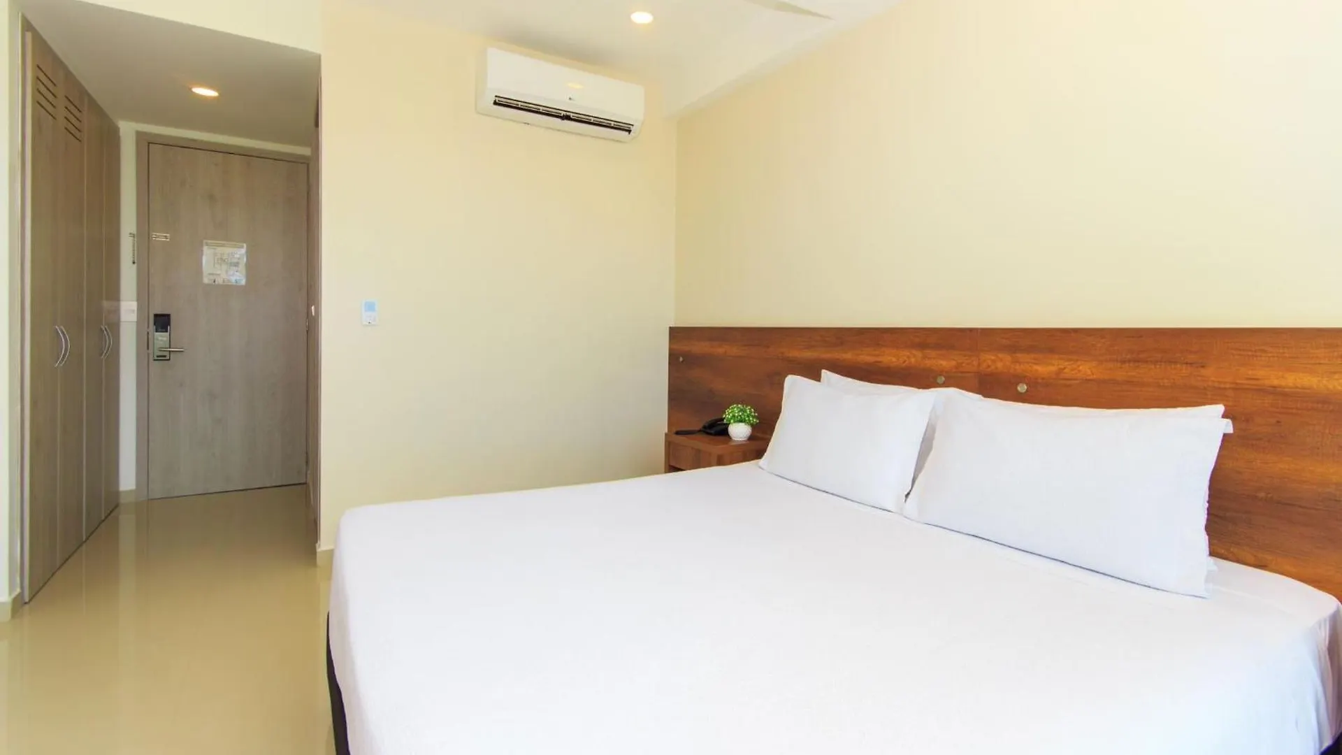 Hotel Summer Frente Al Mar Cartagena