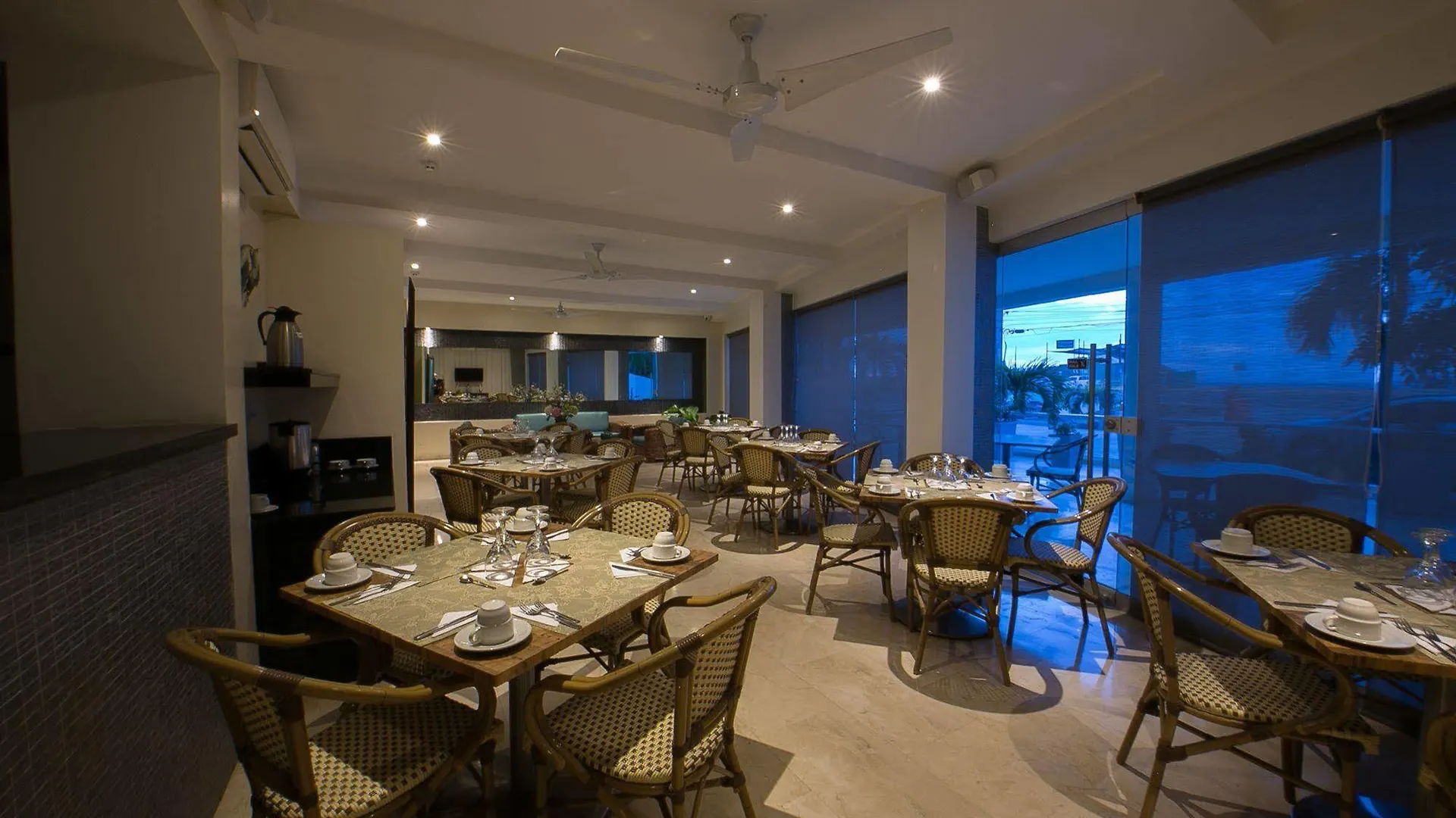 ***  Hotel Summer Frente Al Mar Cartagena コロンビア