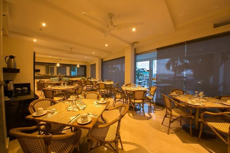 Hotel Summer Frente Al Mar  Cartagena